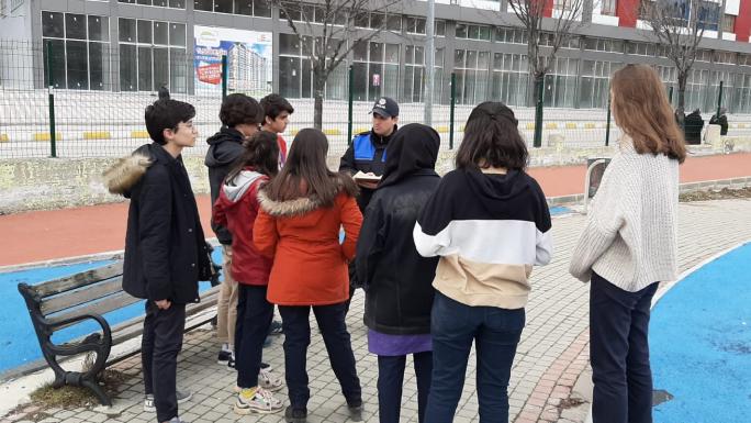 YOZGAT’TA SIKINTILI ÖĞRENCİLER POLİS KONTROLÜNDE