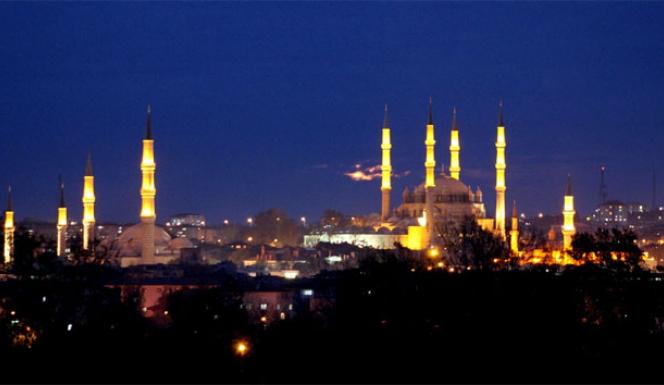 İçişleri Bakanlığından 'Cami ve Mescitlerde Cemaatle İbadet Edilmesi' hakkında genelge