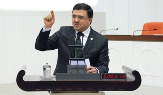 BAROLAR DEMOKRASİ YOLCULUĞUN İYİ BİR SINAV VERMEMİŞTİR