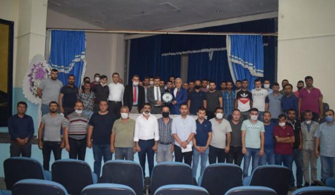 YERKÖY'DE BELEDİYE İŞÇİSİNİ SEVİNDİREN %12 ZAMLI SÖZLEŞME 