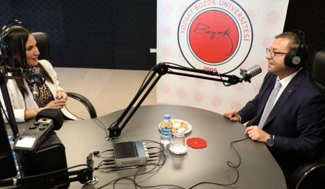 BOZOK FM’DE VALİ POLAT İLE 15 TEMMUZ SÖYLEŞİ PROĞRAMI