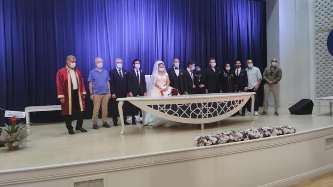 HEMŞEHRİMİZ İŞ İNSANI KAZIM EKİNCİ ve AİLESİNİN MUTLU GÜNÜ