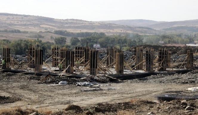 VALİ POLAT, HAYVAN HASTANESİ GELECEK YIL HİZMETE AÇILACAK