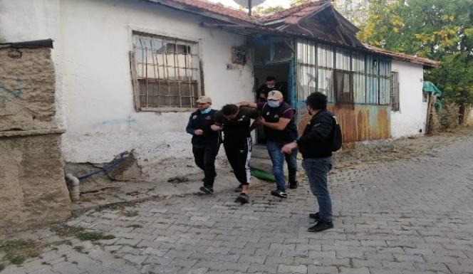 DEAŞ TERÖR ÖRGÜTÜNÜN 4 SORUMLUSU YOZGAT’TA YAKALANDI
