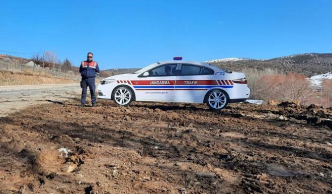 YOL KENARLARINA  YENİ TİP JANDARMA TRAFİK MAKET OTOLARI