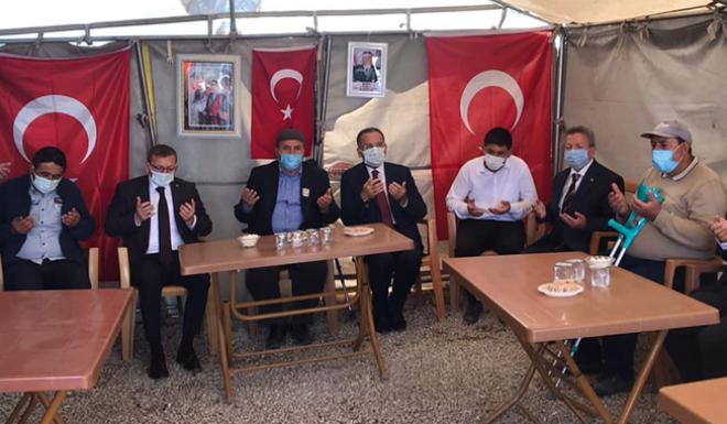 AK PARTİ MİLLETVEKİLİ BOZDAĞ’DAN ŞEHİT AİLESİNE ‘TAZİYE ‘ ZİYARETİ