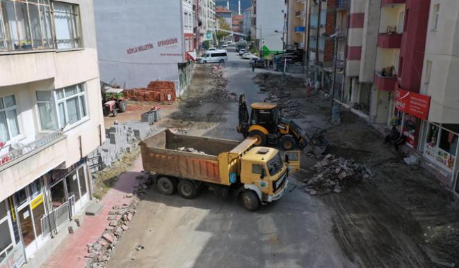 AKDAĞMADENİ SAKARYA CADDESİNDE DEĞİŞİM ve DÖNÜŞÜM ÇALIŞMASI