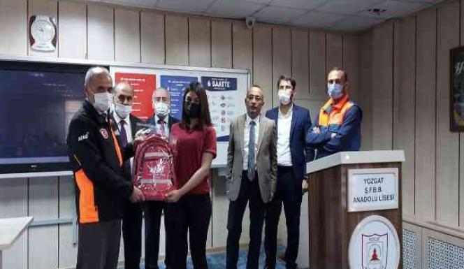 ANADOLU LİSESİ ÖĞRENCİLERİNE ‘AFETLERE HAZIRLIK’ EĞİTİMİ