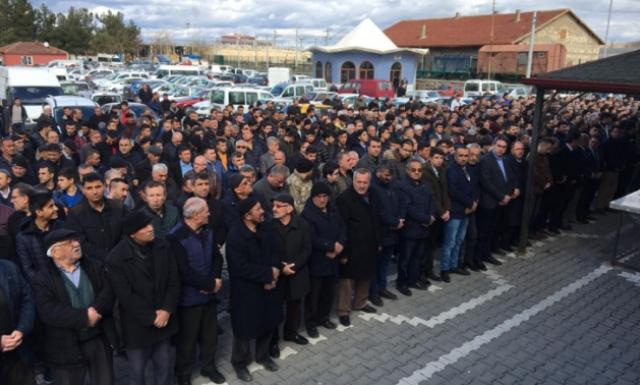 YERKÖY’LÜ  İŞ ADAMI ERTUĞRUL COŞAR ANNESİNİ KAYBETTİ