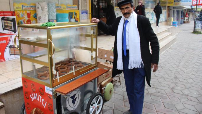 ÇAĞDAŞ SİMİTCİYE BELEDİYEDEN ÖZEL SİMİT ARACI ARMAĞANI