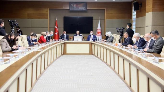 DİGİTAL MECRALARIN SORUN ve BEKLENTİLERİNE ‘KOLAYLI’ PROJEKSİYONU