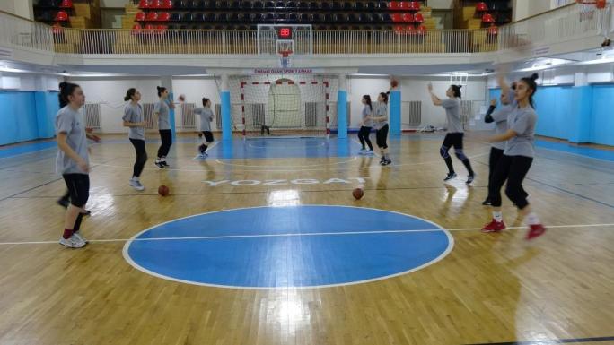 YASPGSK, TÜRKİYE KUPASI HENTBOL GURUP MAÇLARINA HAZIRLANIYOR