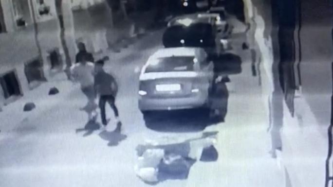 İstanbul’da maganda dehşeti kamerada: Kurşun mutfaktan içeriye girdi