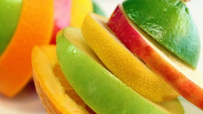 HANGİ MEYVEYİ NE ZAMAN YEMEK GEREKİR