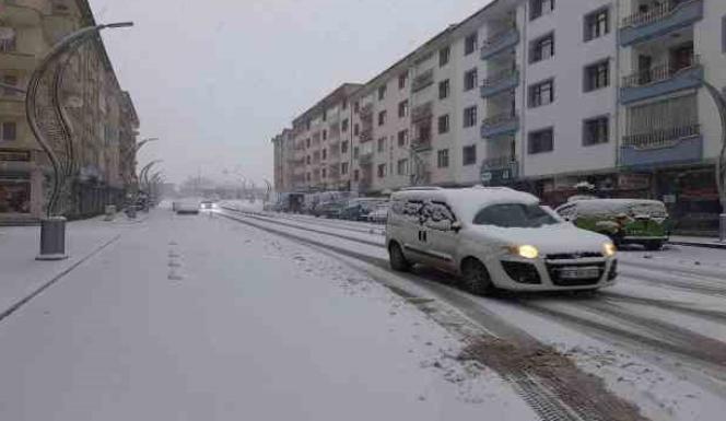 SORGUN’A YILIN İLK KARI DÜŞTÜ