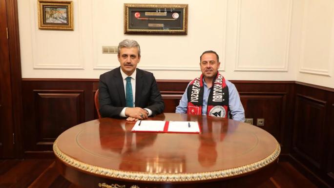 YOZGAT BELEDİYE BOZOKSPOR CAN GÜVEN'LE ANLAŞTI