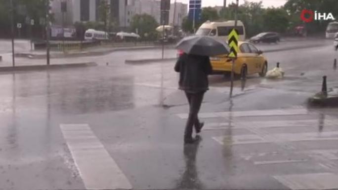 İstanbul’da sabah saatlerinde yağmur etkili oldu