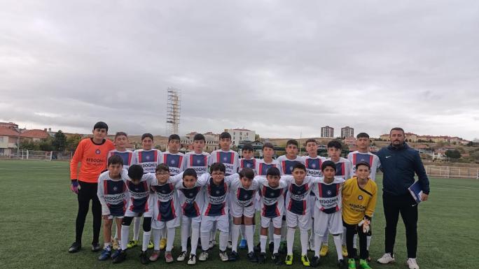 U14 LİGİNDE AKDAĞGÜCÜ SARIKAYASPORLA YENİŞEMEDİ