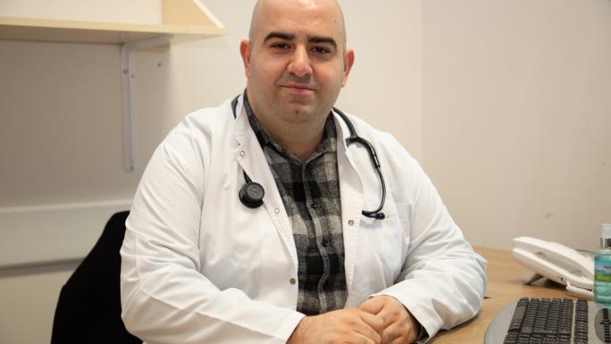 ÜNİVERSİTE HASTANESİNE ATANAN GÖĞÜS DOKTORU GÖREVE BAŞLADI