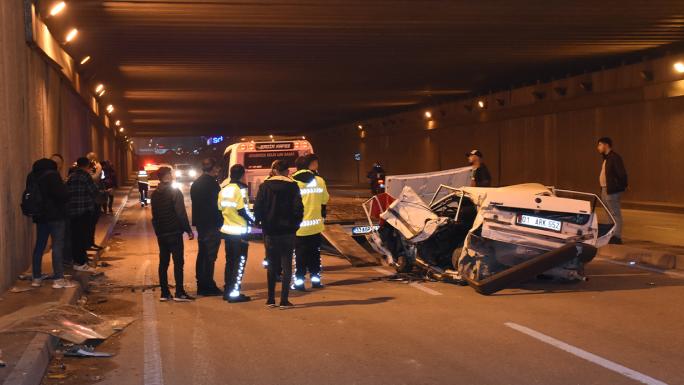 ADANA’DA ASKER UĞURLAMA KONVOYUNDA KAZA: 4 YARALI