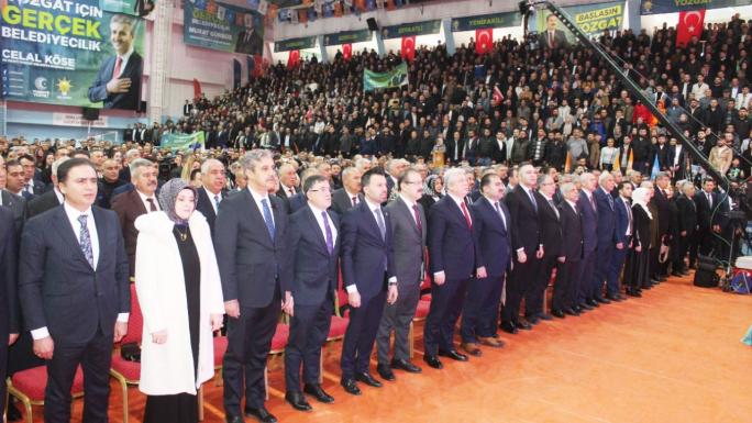 AK PARTİDE KONGRE GİBİ  BAŞKAN ADAYLARINI TANITIM TÖRENİ