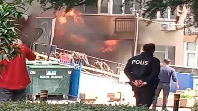 BEŞİKTAŞ'TA YANGIN FACİASI!