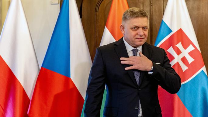 DÜNYA LİDERLERİNDEN SLOVAKYA BAŞBAKANI FİCO&#039;NUN UĞRADIĞI SALDIRIYA KINAMA 