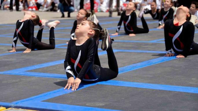 19 MAYIS ATATÜRK’Ü ANMA GENÇLİK VE SPOR BAYRAMI KUTLANDI 