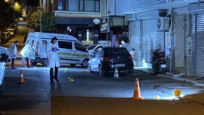 SULTANGAZİ’DE OLAYLI GECE: KUAFÖRE SİLAH VE PATLAYICI MADDEYLE SALDIRDILAR 