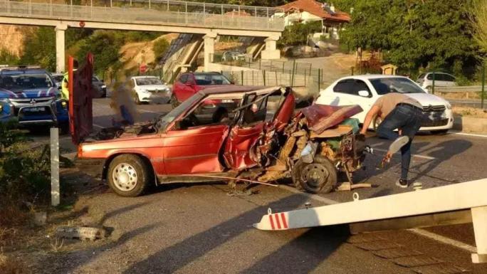 VALİLİK YİNE UYARDI: LÜTFEN TRAFİK KURALLARINA UYALIM