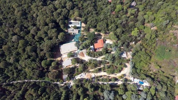 VANİKÖY’DE KAÇAK YAPILARIN YIKIMI HAVADAN GÖRÜNTÜLENDİ 