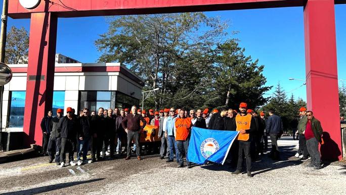 ÖZEL İDARE ÇALIŞANLARINDAN HAYAT PAHALILIĞINI PROTESTO EYLEMİ