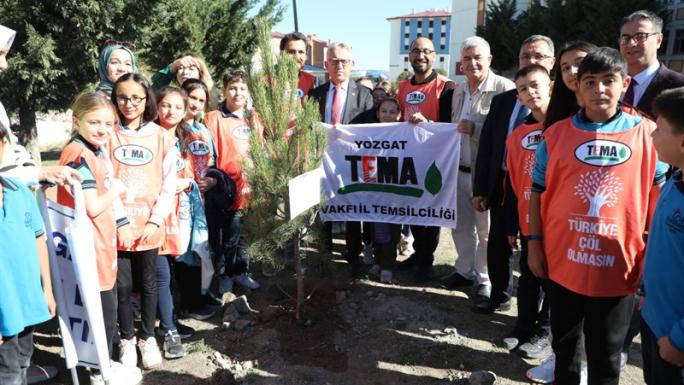 YOZGAT BELEDİYESİNDEN KENT MERKEZİNİ AĞAÇLANDIRMA PROJESİ