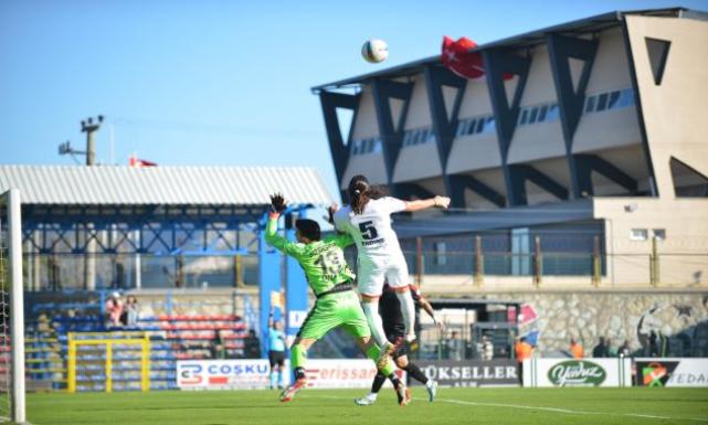 BOZOKSPOR BU HAFTA DA DEPLASMANDA ÜÇ PUAN BIRAKTI : 0 – 2