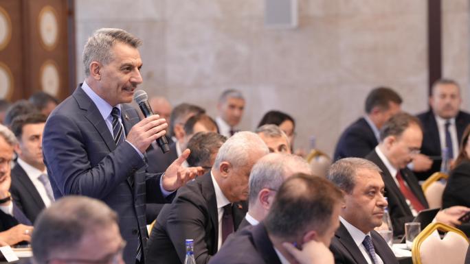 YOZGAT VALİSİ ÖZKAN VALİLER TOPLANTISINDA YOZGAT’I ANLATTI