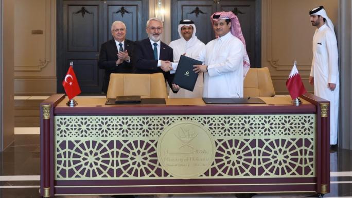 TÜRKİYE VE KATAR ARASINDA KAPSAMLI İŞ BİRLİĞİ PROTOKOLLERİ İMZALANDI 