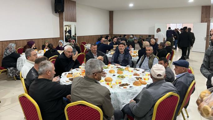 DOĞANKENT BELEDİYESİ'NDEN 700 KİŞİLİK İFTAR ZİYAFETİ