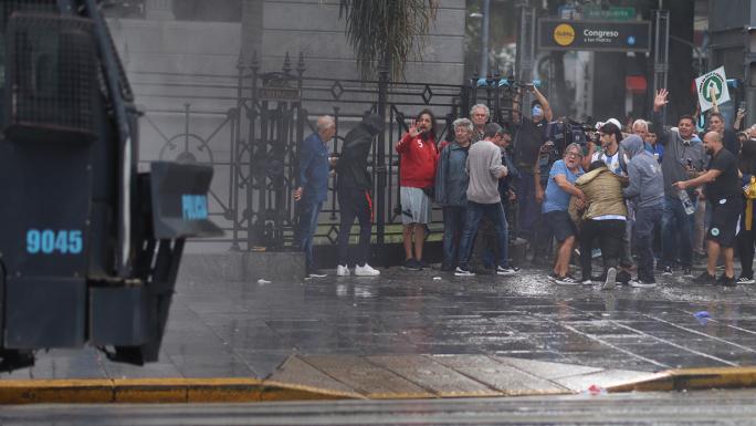 ARJANTİN’DE &QUOT;KEMER SIKMA&QUOT; POLİTİKASINA PROTESTO 