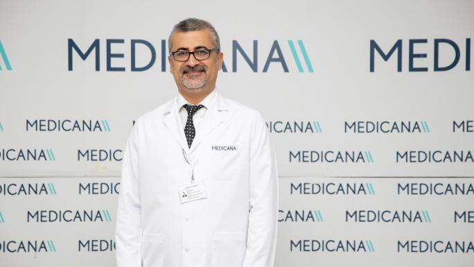 SEBZE VE MEYVELERİ YIKAMADAN YEMEYİN 