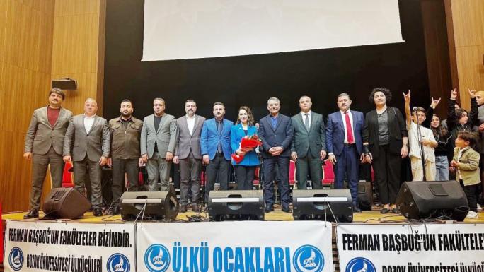 ÜLKÜ OCAKLARI KOROSUNUN İLK KONSERİ İLGİYLE İZLENDİ
