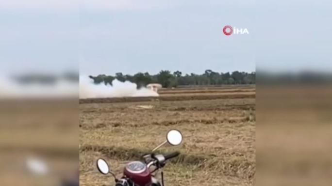 HİNDİSTAN, KEŞMİR'DE PAKİSTAN TOPRAKLARINA ATEŞ AÇTI: 5 ÖLÜ, 29 YARALI 