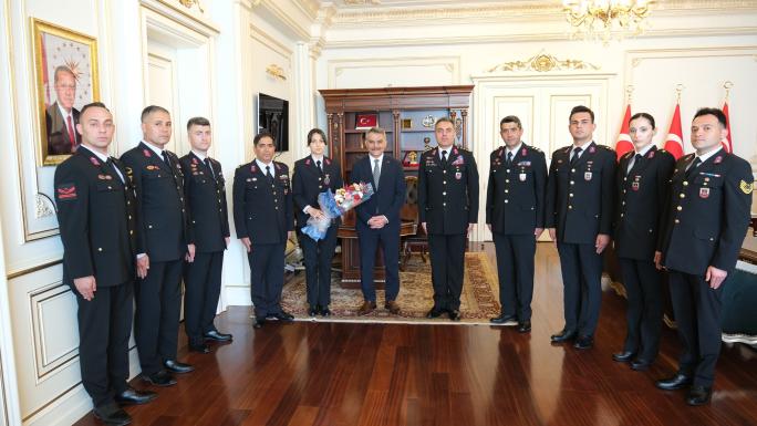 JANDARMA TEŞKİLATINDAN VALİ ÖZKAN'A YILDÖNÜMÜ ZİYARETİ 