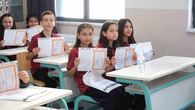 YOZGAT’TA 68 BİN 326 ÖĞRENCİ KARNE ALDI 