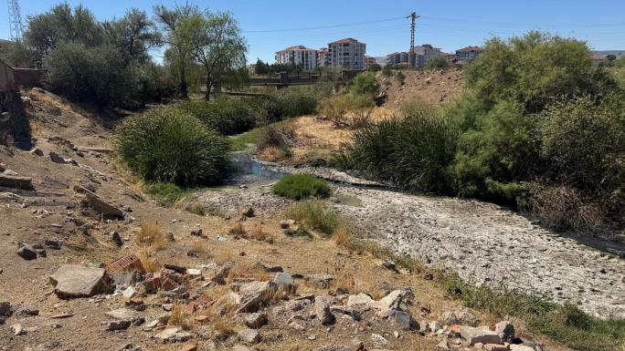 YERKÖYÜN DELİCE IRMAĞINDA KURAKLIK ALARMI