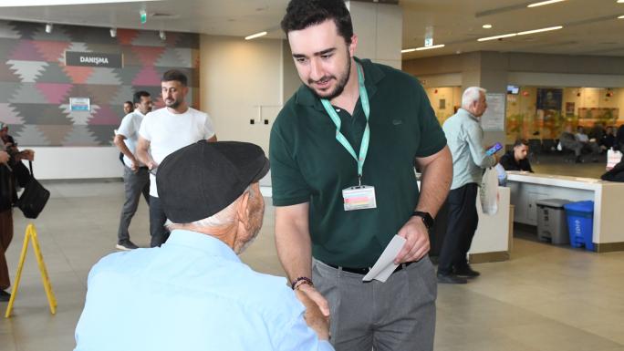 DR BAYRAKTAR : 50 YAŞ ÜSTÜ  ERKEKLER DÜZENLİ ŞEKİLDE MUAYENE OLMALI