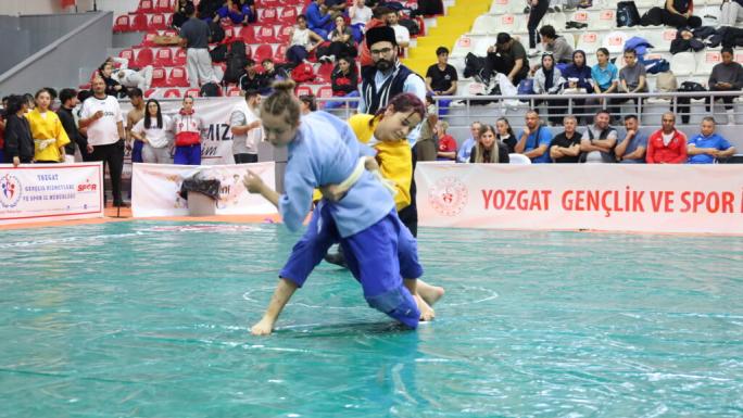 27 İL’DEN YOZGATA GELEN 580 SPORCU TÜRKİYE ŞAMPİYONASINDA TER DÖKECEK