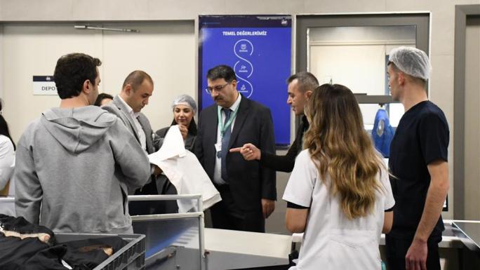 ŞEHİR HASTANESİNDE HASTA GÜVENLİĞİNİ VE HİZMET KALİTESİNİ ARTIRMA ATAĞI