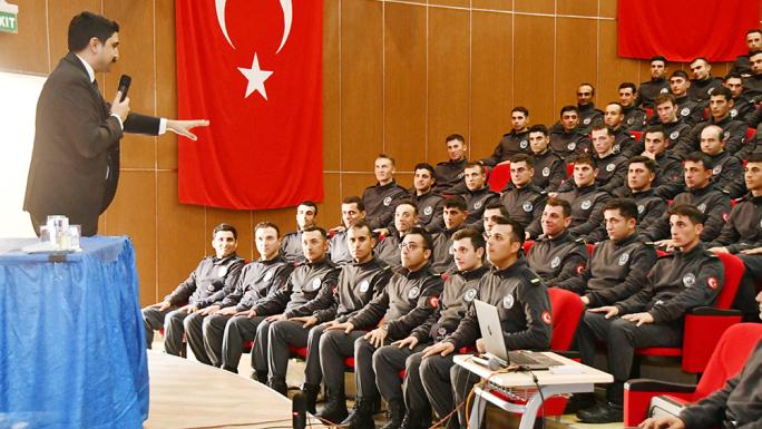 BAŞSAVCI AYDOĞAN: POLİSLİK SORUMLULUK GEREKTİREN ONURLU BİR MESLEKTİR