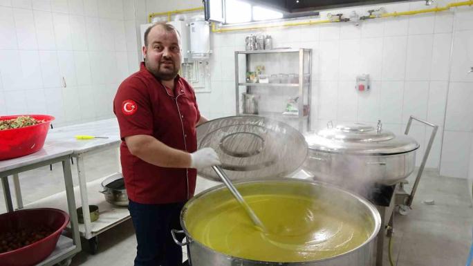 SORGUN BELEDİYESİ, 300 KİŞİLİK İKİNCİ AŞEVİNİ HİZMETE AÇTI 