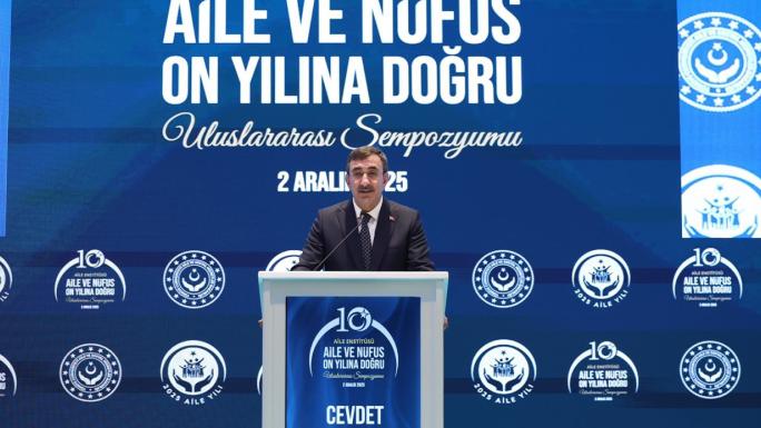 CUMHURBAŞKANI YARDIMCISI YILMAZ: "ÜLKEMİZ DOĞURGANLIK HIZI EN FAZLA AZALAN 5’İNCİ ÜLKE KONUMUNDADIR"